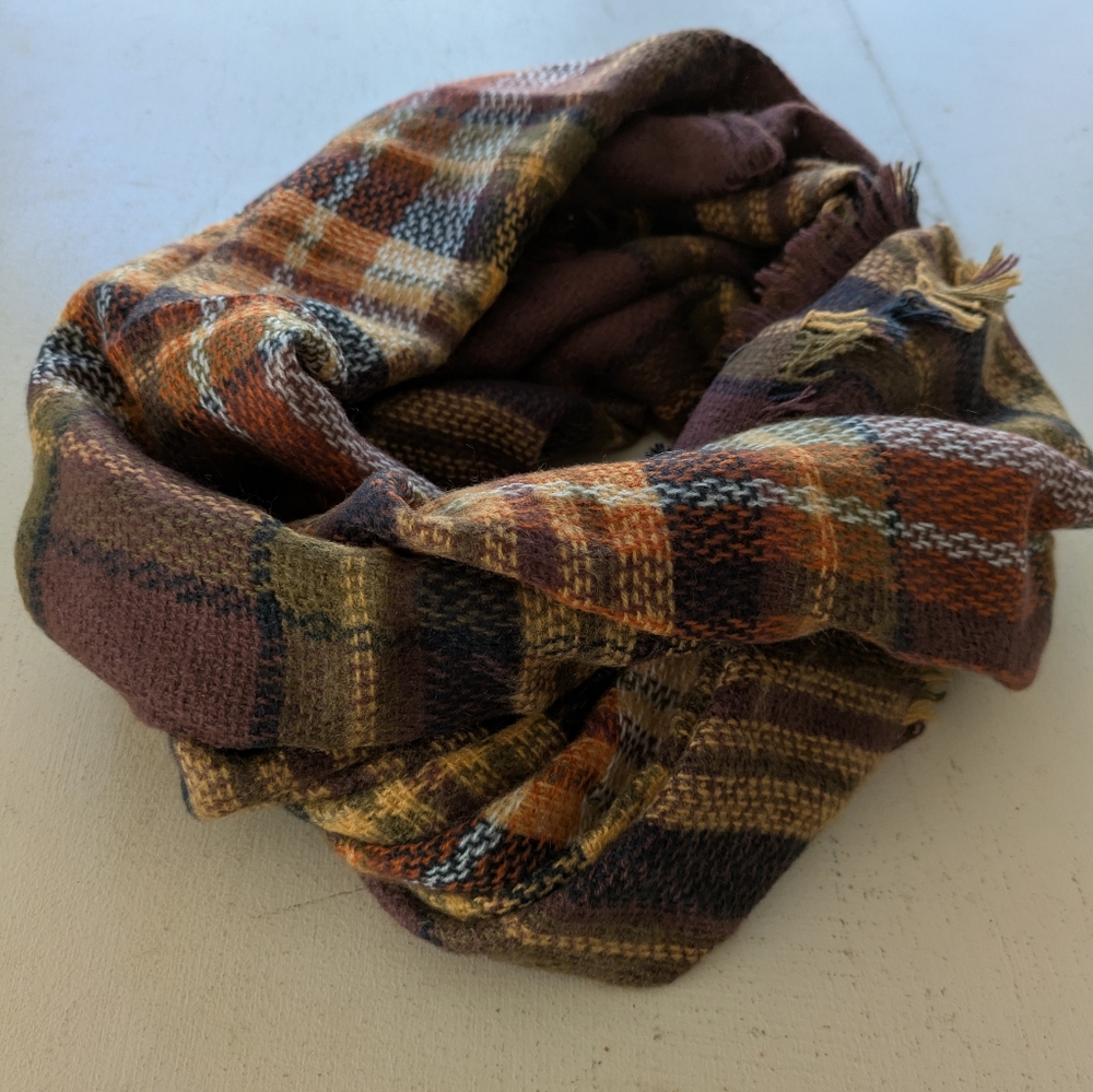 Plaid Infinity Scarf - Picture 4 of 7